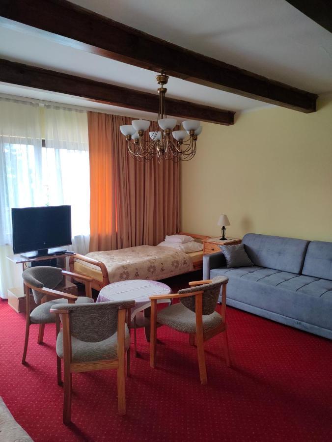 Delfin Bed & Breakfast Миелно Екстериор снимка