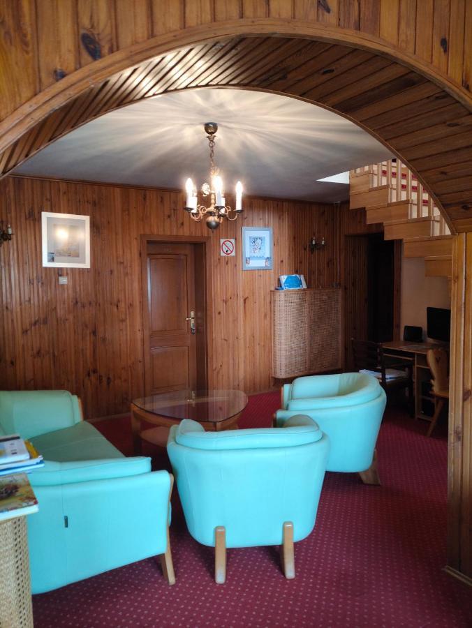 Delfin Bed & Breakfast Миелно Екстериор снимка