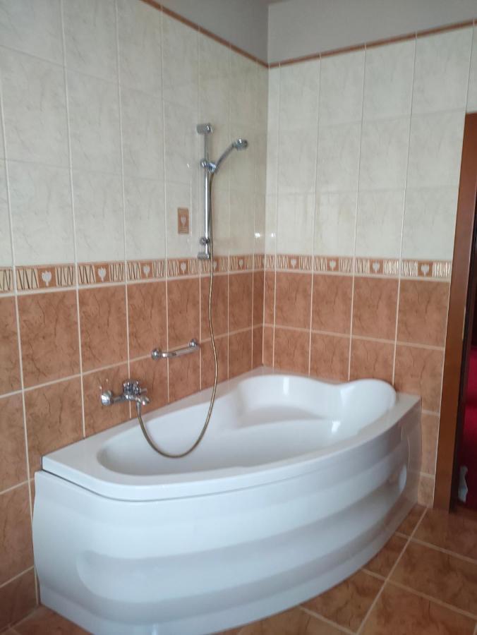 Delfin Bed & Breakfast Миелно Екстериор снимка